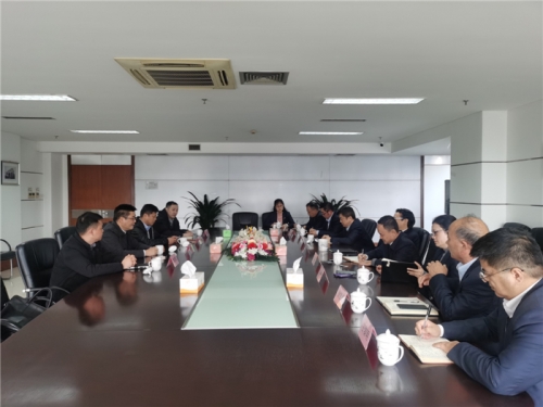 【领导关怀】市城投集团党委委员、副总经理沈卓恒一行赴尊龙集团调研指导工作