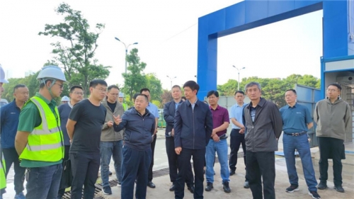 【领导关怀】昆明市晋宁区区委书记一行调研尊龙集团集团永乐金园项目